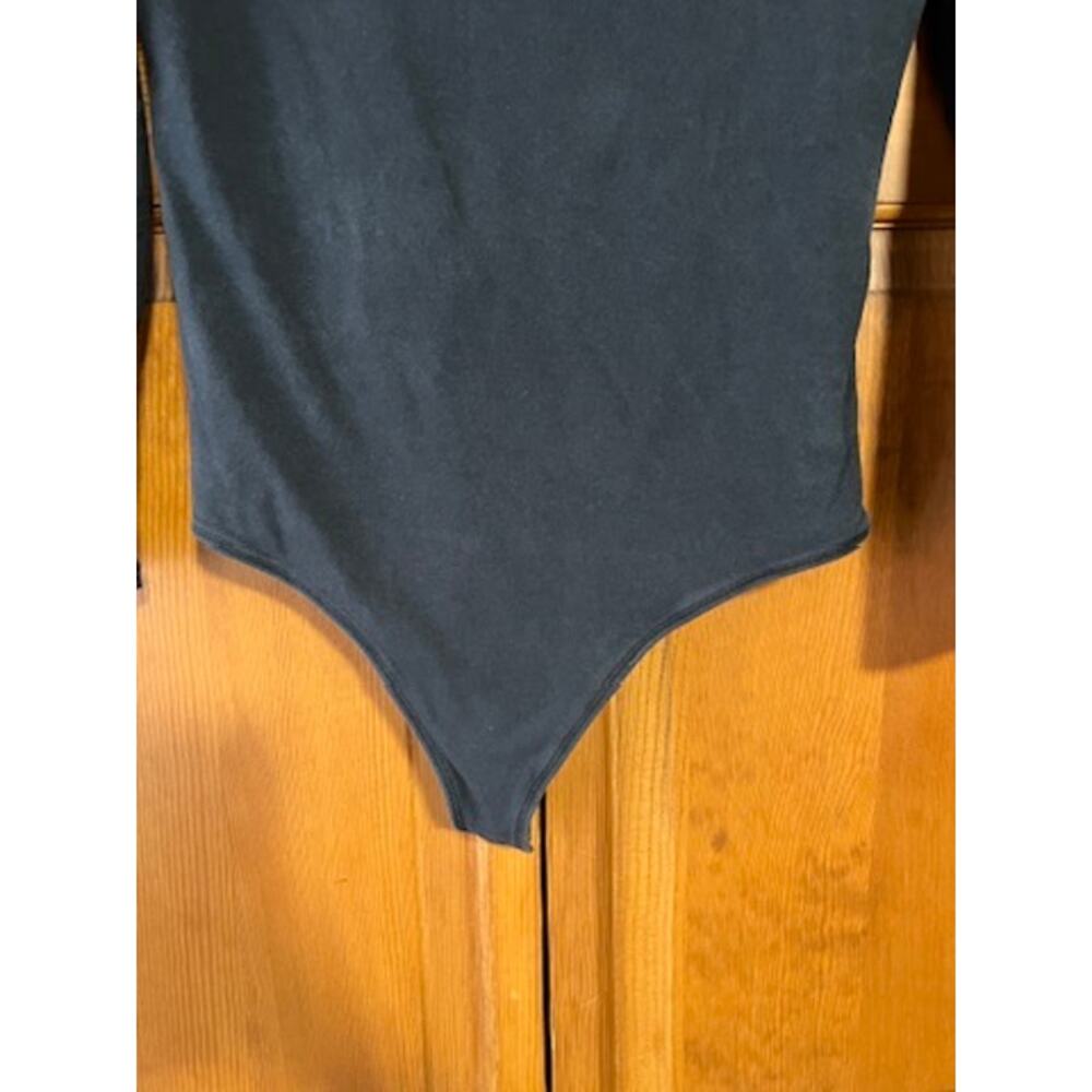 Abercrombie & Fitch Women's Long Sleeve Bodysuit Black Scoop Neck Top Size L - Picture 4 of 11